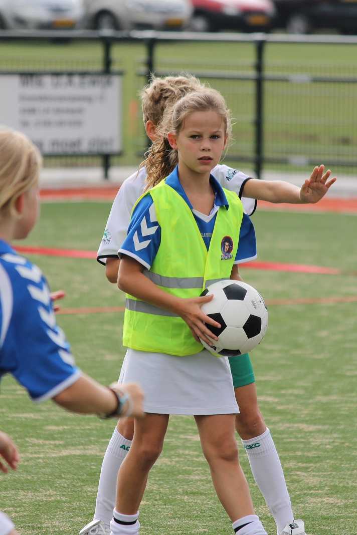 Oefenwedstrijd E2 Almkerk 172.JPG